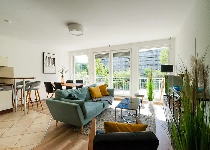***Gemuetliches Apartment Im Zentrum-West***
